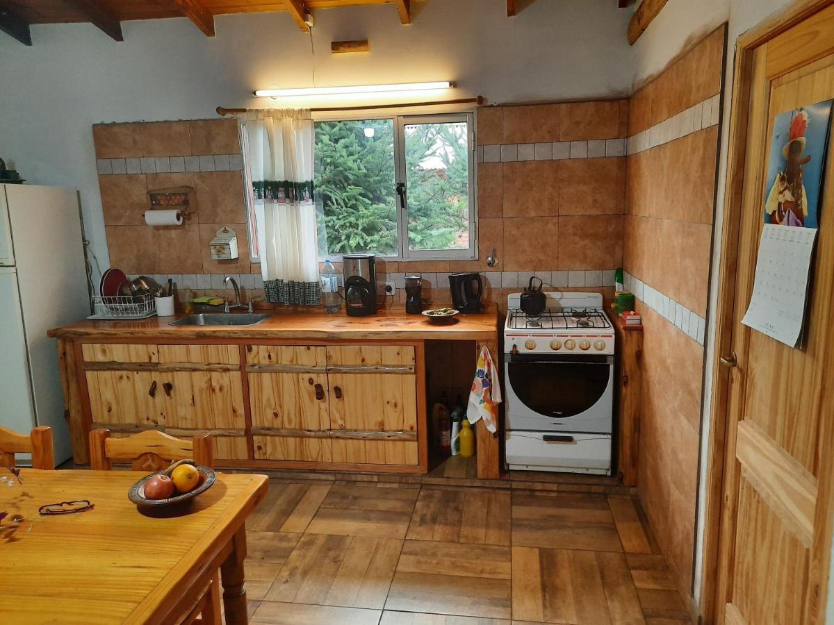 El Jarillal Chalet De Montana A Pasos Del Lago Lago Puelo Esterno foto